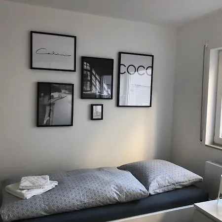 Deluxe Messe Flughafen Apartment