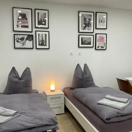 Deluxe Messe Flughafen Apartment