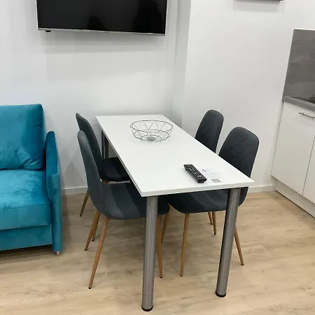 Deluxe Messe Flughafen *