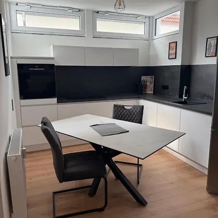 Deluxe Messe Flughafen Leinfelden-Echterdingen